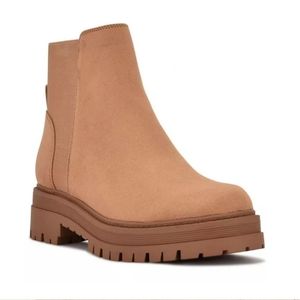 Lug sole ankle boots